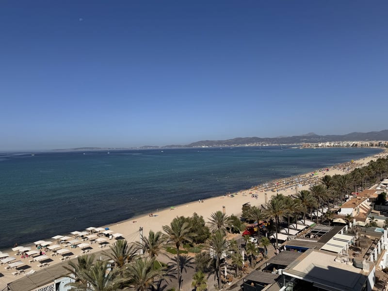 Panoramablick über die Playa de Palma vom Balkon